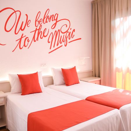 Lloret Vibe Affiliated By Fergus (Adults Only) Lloret de Mar Extérieur photo