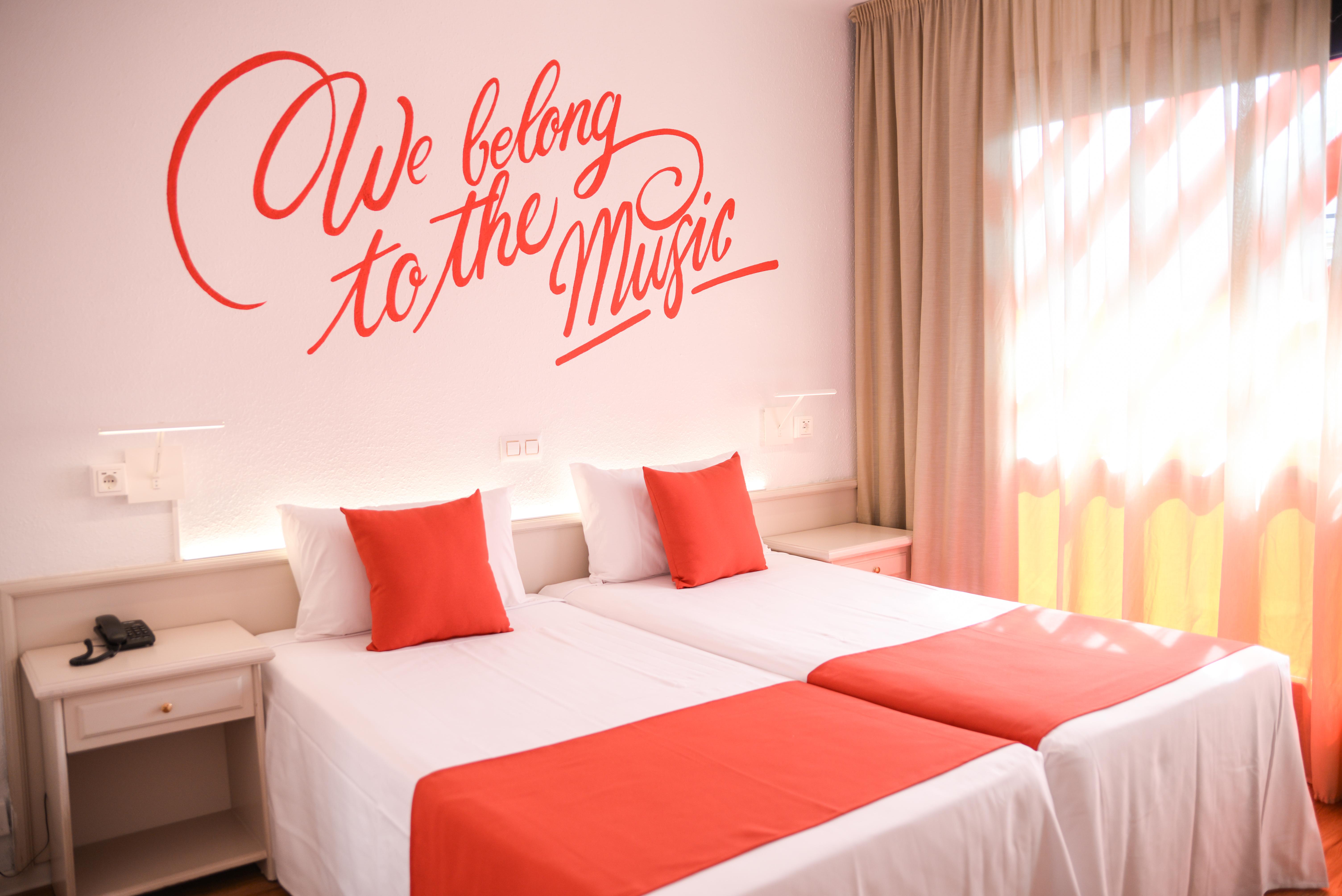 Lloret Vibe Affiliated By Fergus (Adults Only) Lloret de Mar Extérieur photo