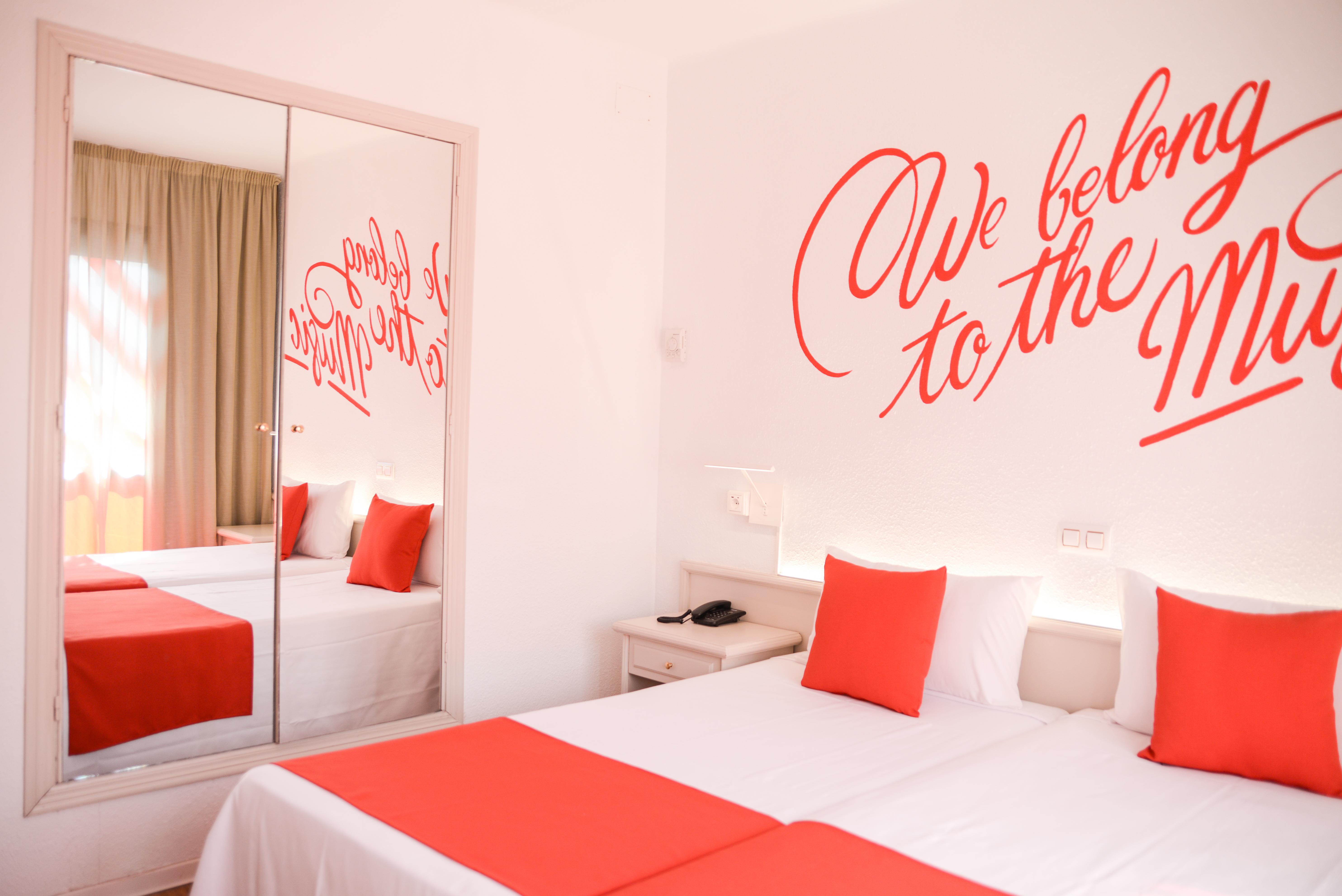Lloret Vibe Affiliated By Fergus (Adults Only) Lloret de Mar Extérieur photo